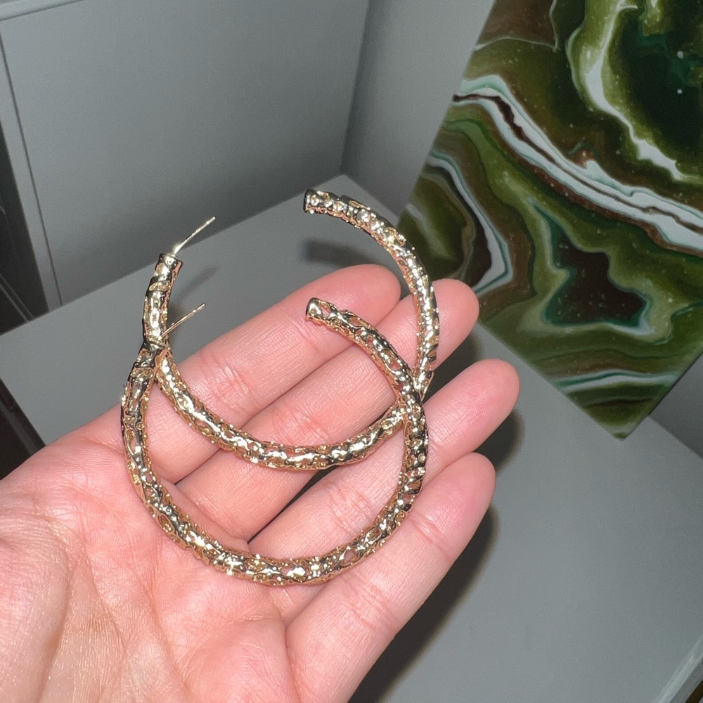 Kendra Scot Gold Hoops